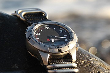 上海劳力士的原装表带多少钱