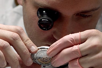 上海劳力士腕表维修地址查询